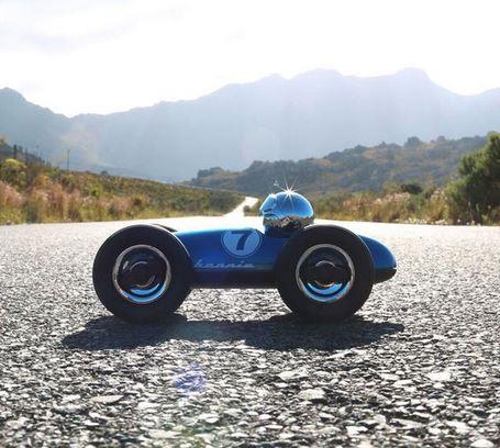 Playforever Midi Race Car Bonnie (Blue)