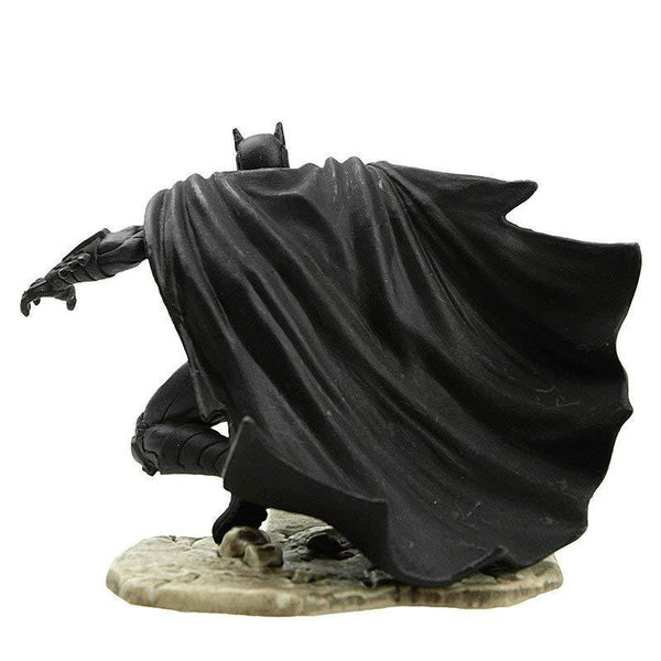 DC Batman Kneeling Figurine