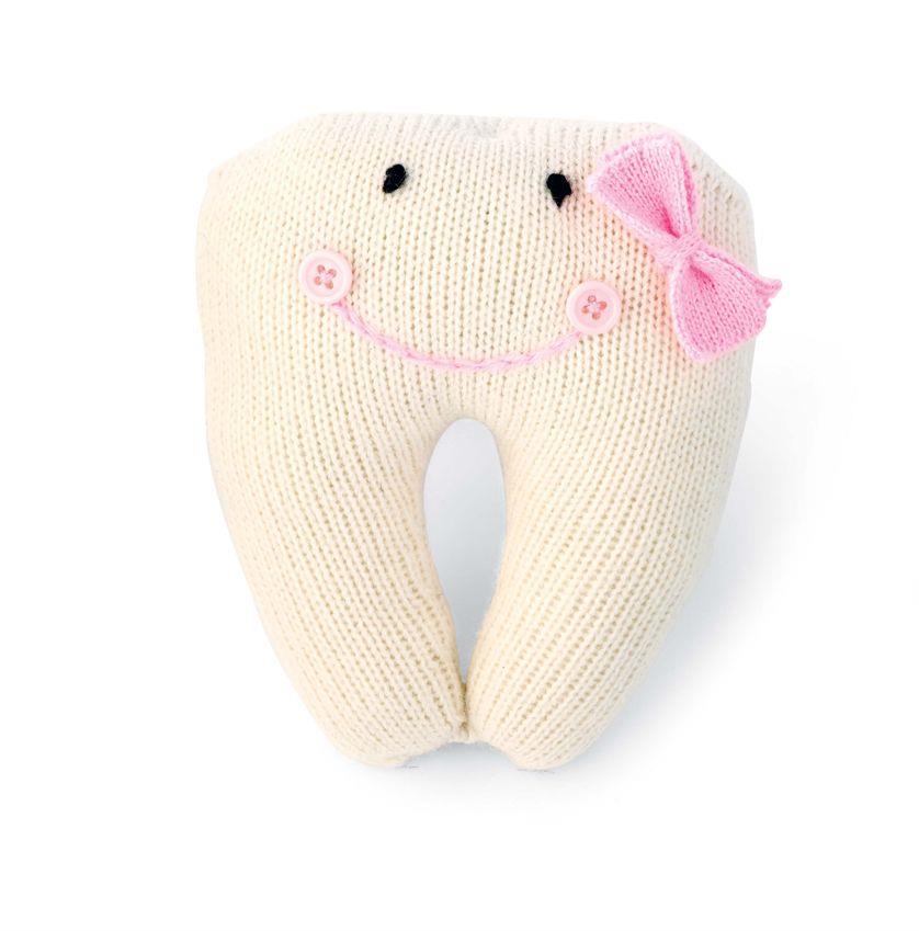 Knit Tooth Pillow Pink