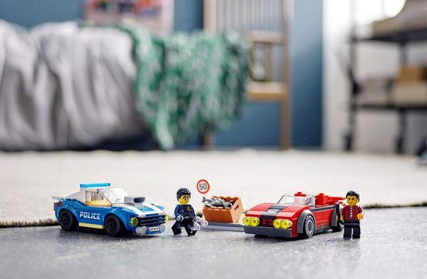 Lego City Police Highway Arrest - 60242