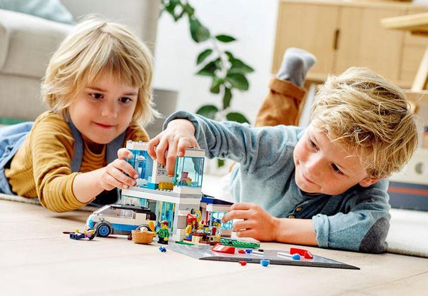 Lego City Family House - 60291