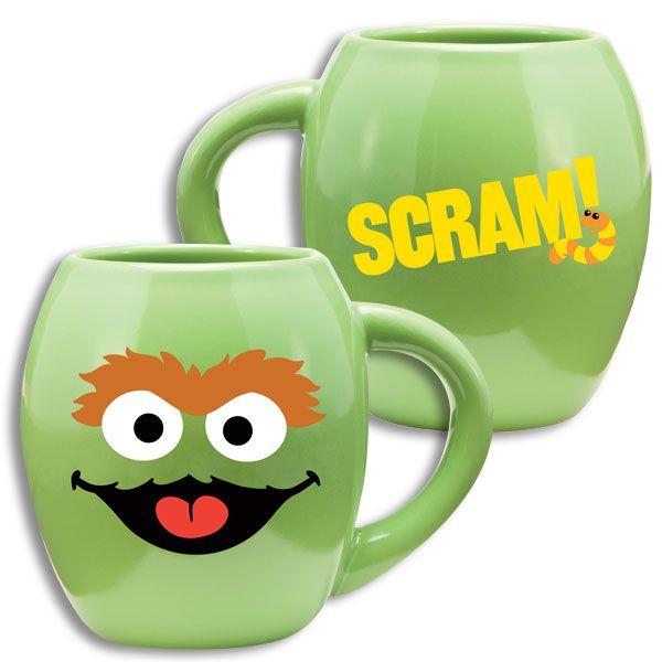 Sesame Street Oscar Oval Ceramic Mug - Jouets LOL Toys