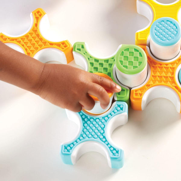 Guidecraft Grippies Stackers 16Pcs