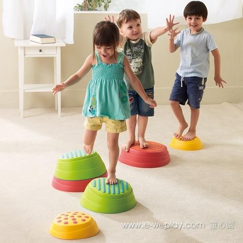 Weplay Rainbow River Stones (6pcs) (Montreal, In-Store or Pickup ONLY)