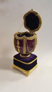 Goose Egg Jewelry Box with Music