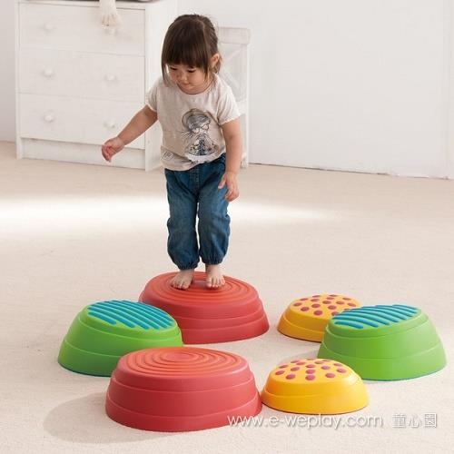 Weplay Rainbow River Stones (6pcs) (Montreal, In-Store or Pickup ONLY)