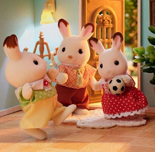 Calico Critters Chocolate Rabbit Family