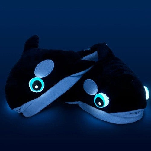 Nightbuddies Light Up Slippers Orca / Pantoufles lumineuses orque