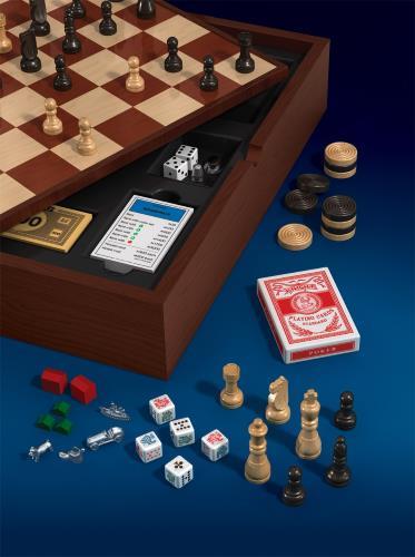 Monopoly + 4 Classic Games (Montreal, In-store or Pickup ONLY)