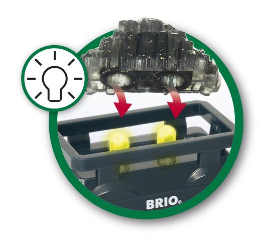 Brio Light Up Gold Wagon - 33896