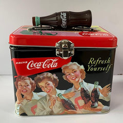Coca-Cola Tin Square Lunch Box - Have a Coke, Refresh Yourself / Boîte à lunch carrée en métal - Prenez un Coke, rafraîchissez-vous