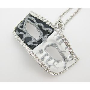 Yuni Design Mask Black & White Necklace / Collier Masque Noir et Blanc