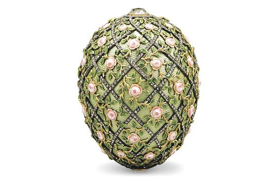 Egg Jewelry Box Rose Trellis