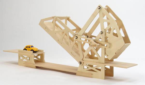 Pathfinders Wooden Strauss Bridge / Pathfinders Pont Strauss en bois