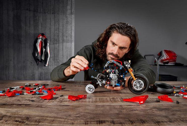 Lego Technic Ducati Panigale V4 - 42107