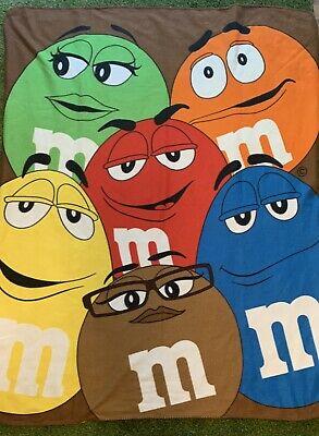 M&M Blanket Character Group